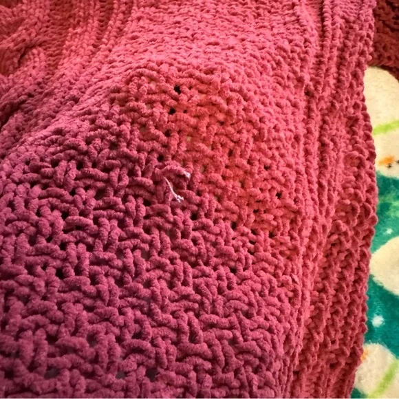 Aeropostale size small sweater - Picture 6 of 8